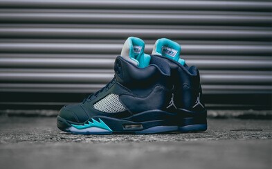 Air Jordan 5 v barvách týmu Charlotte Hornets v prodeji již zítra Air Jordan 5 v barvách týmu Charlotte Hornets v prodeji již zítra