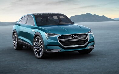 Aj Audi má na muške Teslu, dôkazom toho je výkonné elektrické SUV s dojazdom 500 kilometrov Aj Audi má na muške Teslu, dôkazom toho je výkonné elektrické SUV s dojazdom 500 kilometrov