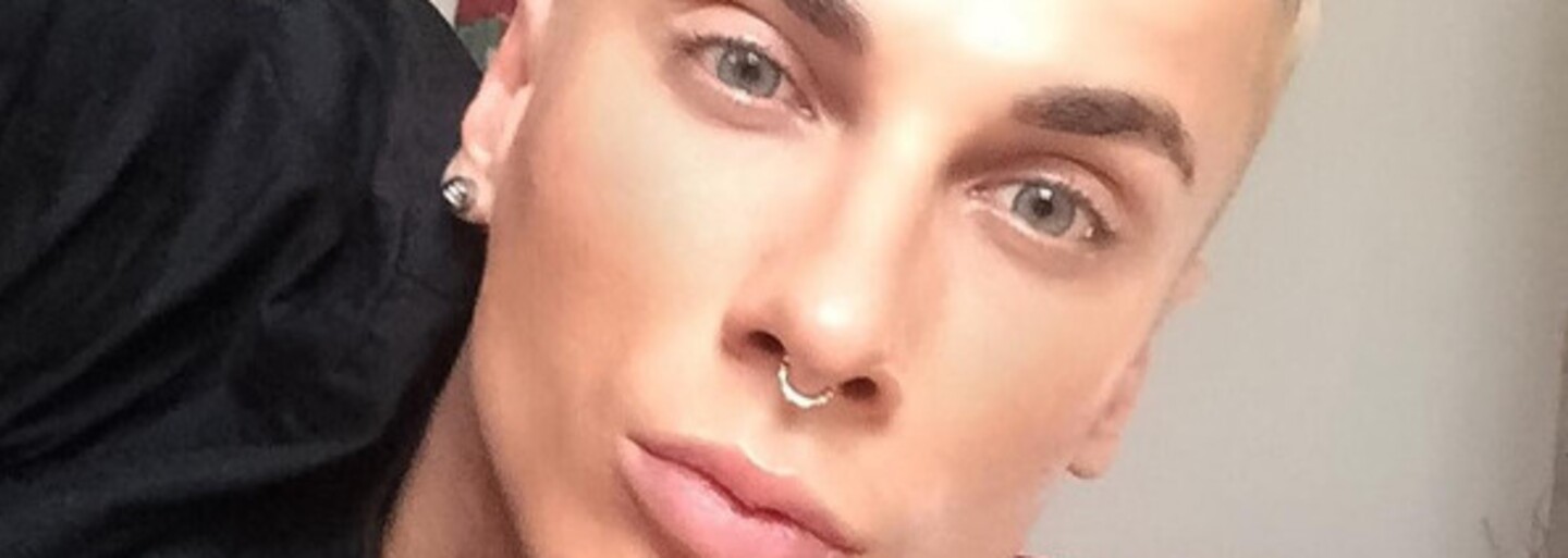I muži nosí make–up a používají kosmetiku. Řekli nám, jaké produkty si kupují a zda se setkávají s hejtem