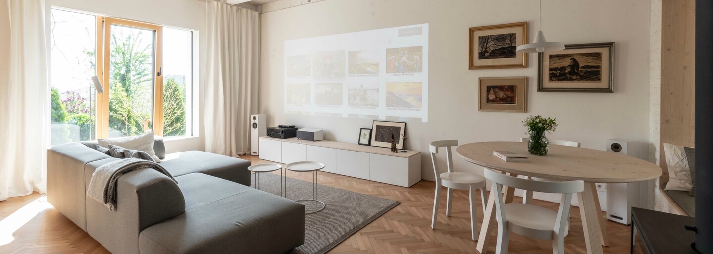 Aj na prízemí starého obytného domu môže vzniknúť byt hodný architektonických ocenení