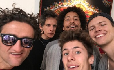 Aj youtuberi vedia niekedy spraviť našu spoločnosť krajšou. Jerome Jarre či Casey Neistat vyzbierali už 1,5-milióna dolárov pre Somálsko Aj youtuberi vedia niekedy spraviť našu spoločnosť krajšou. Jerome Jarre či Casey Neistat vyzbierali už 1,5-milióna dolárov pre Somálsko