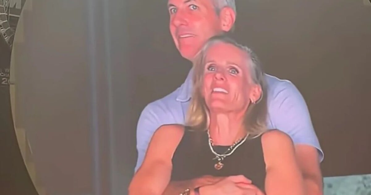 Po šéfovi končí ve firmě také personální oddělení. Žena z virálního videa z koncertu Coldplay podala výpověď