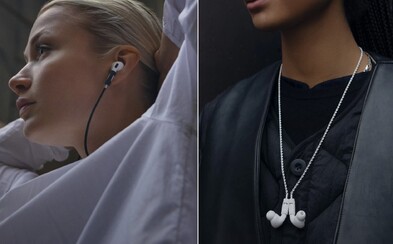 Ak by si chcel mať AirPods s „káblikom“, môžeš si ho dokúpiť. Stojí od 30 do 70 eur Ak by si chcel mať AirPods s „káblikom“, môžeš si ho dokúpiť. Stojí od 30 do 70 eur