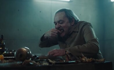 Ak každý zje iba toľko, koľko potrebuje, ľudia na spodku veže prežijú. Thriller Platform odhalí beštiálnu stránku ľudí Ak každý zje iba toľko, koľko potrebuje, ľudia na spodku veže prežijú. Thriller Platform odhalí beštiálnu stránku ľudí