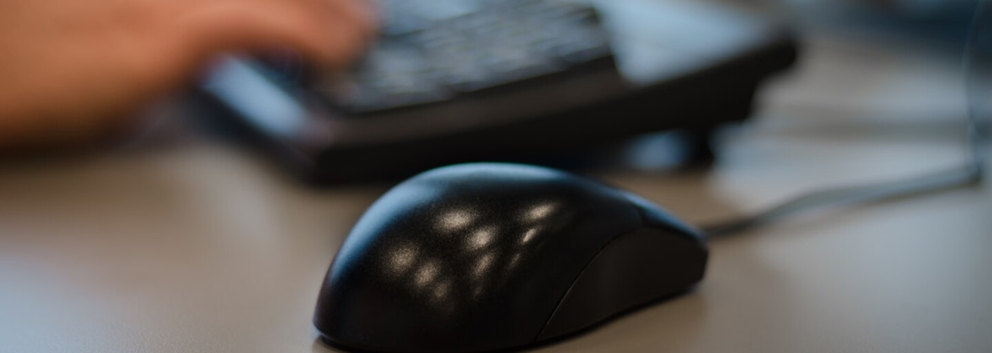 Ak navštíviš web s pornom, neuloží ho. Prehliadač od Microsoftu bude sám zapínať režim inkognito