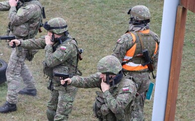 Ak príde vojna, desaťtisíce Slovákov nebudú bojovať. Ako odmietnuť výkonu mimoriadnej služby? (To najlepšie z Refresheru) Ak príde vojna, desaťtisíce Slovákov nebudú bojovať. Ako odmietnuť výkonu mimoriadnej služby? (To najlepšie z Refresheru)
