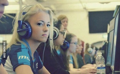 Akcia pre ženy milujúce videohry musela byť zrušená, keď sa im muži začali vyhrážať či plánovať sabotáž. Nepáčila sa im čisto ženská účasť Akcia pre ženy milujúce videohry musela byť zrušená, keď sa im muži začali vyhrážať či plánovať sabotáž. Nepáčila sa im čisto ženská účasť