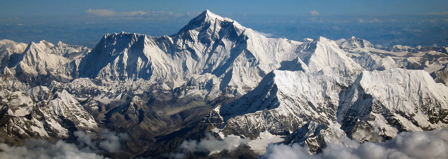 Jak daleko může člověk dohlédnout z Mount Everestu? Při dobrých podmínkách i na vzdálenost stovek kilometrů