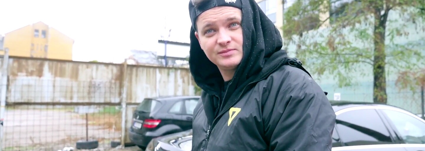 Jak probíhalo natáčení posledního dílu Kazmovy One Man Show, ve kterém znepříjemnil život samotnému Justinu Bieberovi?