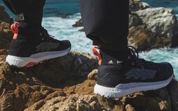 Jak proměnit plastový odpad z oceánů na dobře vypadající obuv? Adidas má odpověď