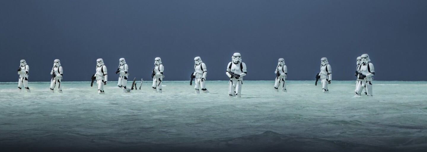 Ako pretáčky zmenili Rogue One? Chcelo Disney temnejší koniec a ktoré scény z trailerov vo filme chýbajú?