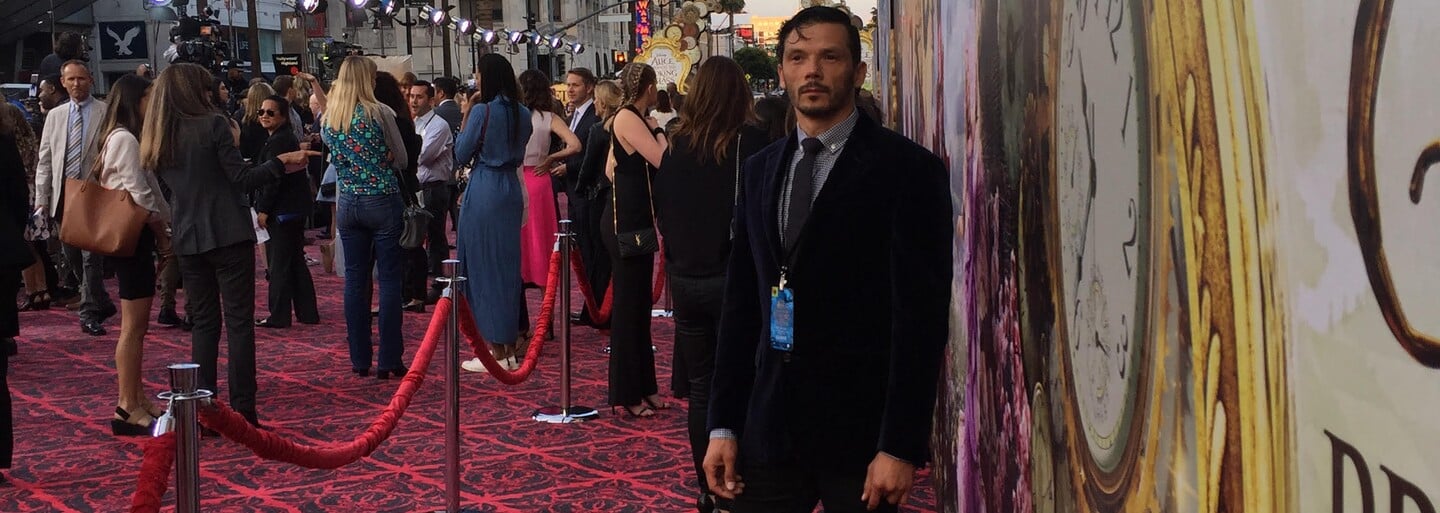 Jak se ze slovenského číšníka stal osobní trenér hollywoodských hvězd. Rikki Tóth bydlel 5 let s Quicksilverem a užívá si práci s Marvelem