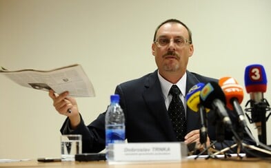 AKTUALIZOVANÉ: Dobroslava Trnku zadržali. Dôvodom má byť rozhovor s Jánom Počiatkom, ktorý si tajne nahrával na kameru AKTUALIZOVANÉ: Dobroslava Trnku zadržali. Dôvodom má byť rozhovor s Jánom Počiatkom, ktorý si tajne nahrával na kameru