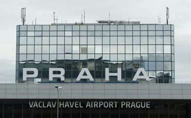 Aktualizováno: Z Ryanairu zmizelo deset linek z Prahy. Letový řád ještě prochází revizí Aktualizováno: Z Ryanairu zmizelo deset linek z Prahy. Letový řád ještě prochází revizí