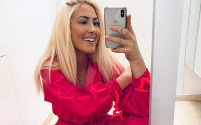 Aký kúsok oblečenia považuje Aless za najvzácnejší v jej šatníku? Aký kúsok oblečenia považuje Aless za najvzácnejší v jej šatníku?
