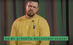 Aký track by Momo pustil Molochovi Vlavo, aká by mala byť podľa neho štátna hymna a kedy počúval rádio Jemné melódie?