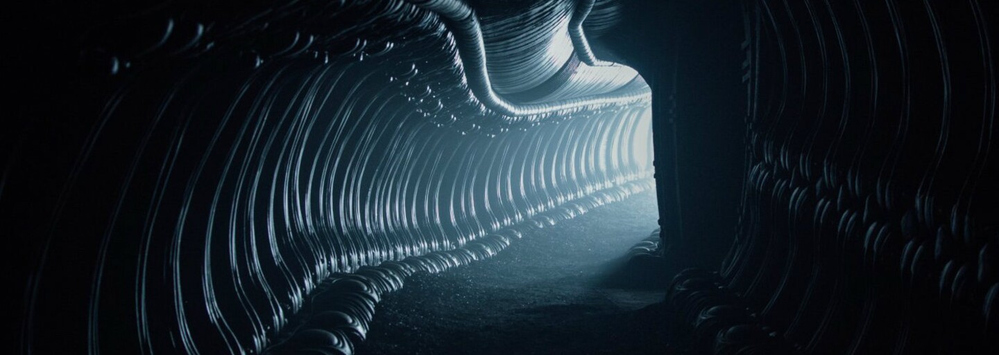 Alien: Covenant dopadol horšie ako Prometheus, s hlúpymi postavami a nevyužitými Votrelcami. Môže sa ešte séria vyhrabať z hrobu? (Recenzia)