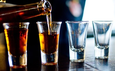 Alkohol do konca života len za necelých 1500 eur? Čínska spoločnosť si pre 33 zákazníkov pripravila jedinečnú ponuku Alkohol do konca života len za necelých 1500 eur? Čínska spoločnosť si pre 33 zákazníkov pripravila jedinečnú ponuku