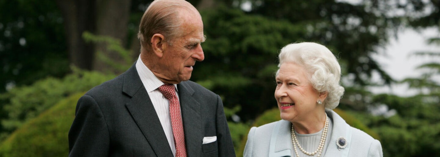 Alžběta II. je na trůnu 70 let. Mladých Britů jsme se ptali, co by dělali na jejím místě
