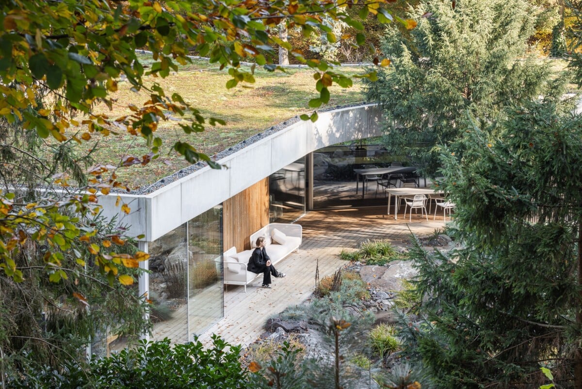 Banka, Piešťany, Banánka, PAULÍNY HOVORKA ARCHITEKTI