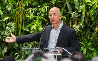Amazon otevírá ubytovnu pro bezdomovce ve své centrále v Seattlu Amazon otevírá ubytovnu pro bezdomovce ve své centrále v Seattlu