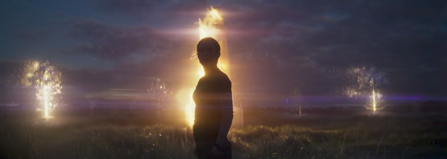 Ambiciózne mindfuckové sci-fi Annihilation nám poplietlo hlavy. Čo znamenal jeho koniec a akou silnou metaforickou myšlienkou oplýval?