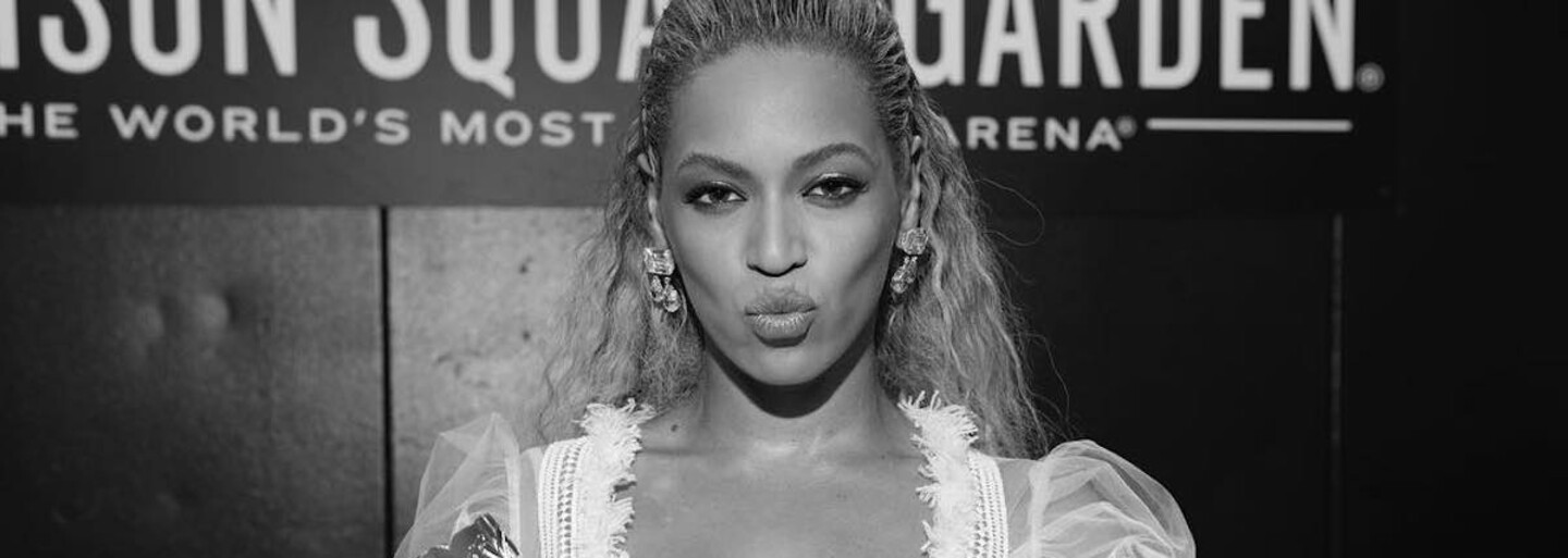 Americká popová diva Beyoncé ukázala světu dvojčata. Co všechno o nich prozradila na své fotce z Instagramu?
