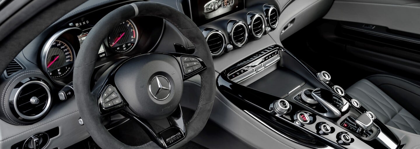 AMG začíná oslavovat své 50. narozeniny. Vrcholné GT dostalo facelift, novinkou je ale specialitka Edition 50