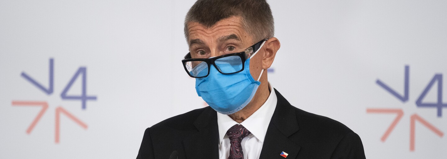 Andrej Babiš dostal anticenu Fosílie dne. Aktivisté kritizují jeho přístup k zelené politice Evropské unie