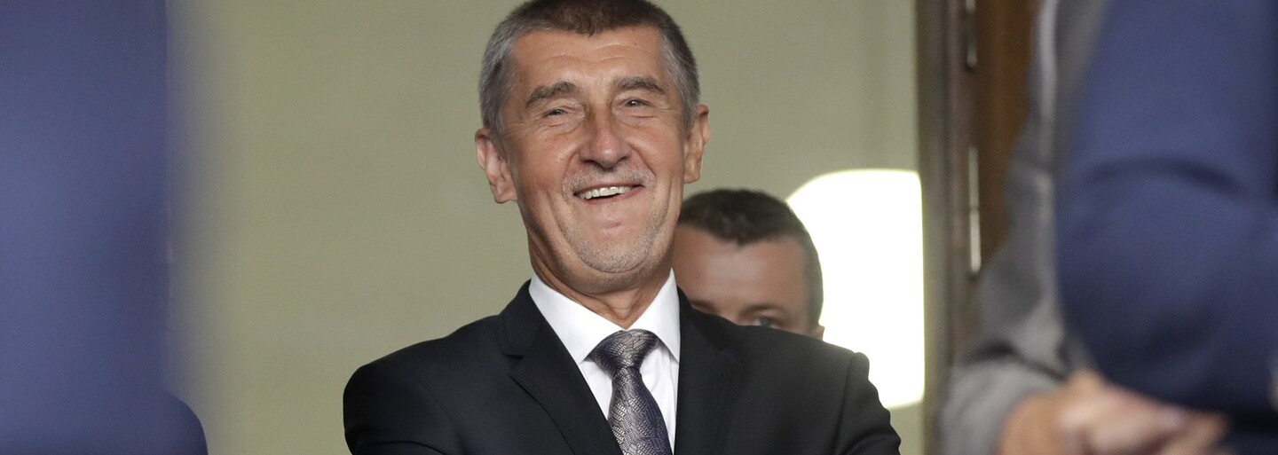 Andrej Babiš se musí omluvit za výroky o zaplacených demonstrantech, rozhodl soud