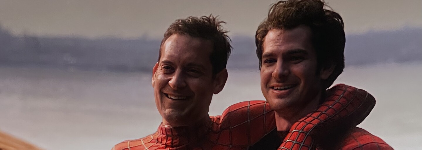 Andrew Garfield chce ďalší film so všetkými tromi Spider-Manmi. Pred natáčaním sa bál, že sa nezmestí do kostýmu, a musel cvičiť