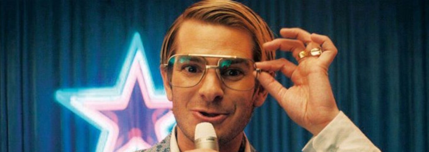 Andrew Garfield je šialený youtuber, ktorý pre slávu a čísla urobí hocičo. Film Mainstream poukáže na problémy súčasnej mládeže