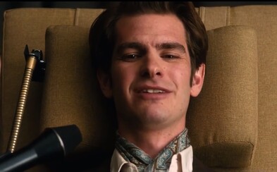 Andrew Garfield sa v dojemnej dráme podľa skutočných udalostí ocitá kompletne paralyzovaný. Dokáže aj napriek tomu nájsť vôľu žiť ďalej? Andrew Garfield sa v dojemnej dráme podľa skutočných udalostí ocitá kompletne paralyzovaný. Dokáže aj napriek tomu nájsť vôľu žiť ďalej?