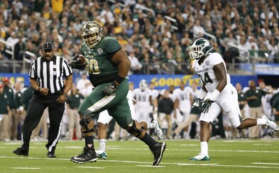 Ani 183 kilogramov nemusí byť prekážkou v ceste za vytúženým cieľom. LaQuan verí, že si v NFL raz zahrá Ani 183 kilogramov nemusí byť prekážkou v ceste za vytúženým cieľom. LaQuan verí, že si v NFL raz zahrá