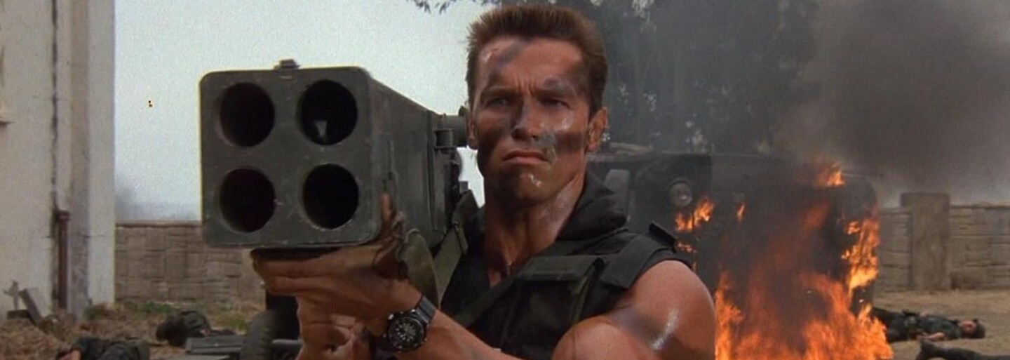 Arnold Schwarzenegger v role profesionálneho zabijáka. Akčná komédia, ktorá sľubuje množstvo zábavy