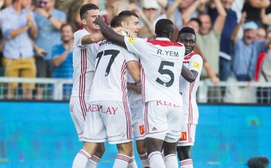 AS Trenčín rozobral favorizovaný Feyenoord na súčiastky. Už po polčase ukazovalo skóre 3:0 pre slovenský tím AS Trenčín rozobral favorizovaný Feyenoord na súčiastky. Už po polčase ukazovalo skóre 3:0 pre slovenský tím
