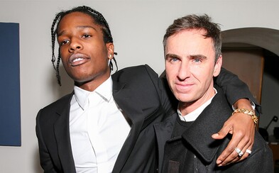 A$AP Rocky vzdáva poctu Rafovi Simonsovi novou skladbou, na ktorej rapuje i Frank Ocean A$AP Rocky vzdáva poctu Rafovi Simonsovi novou skladbou, na ktorej rapuje i Frank Ocean
