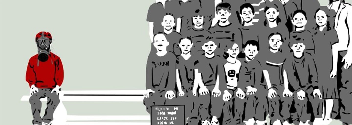 Aschův test konformity: Proč se lidé tak snadno přizpůsobují většině?