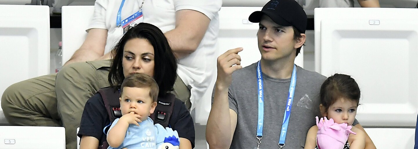 Ashton Kutcher a Mila Kunis vybrali pro ukrajinské uprchlíky přes 30 milionů dolarů