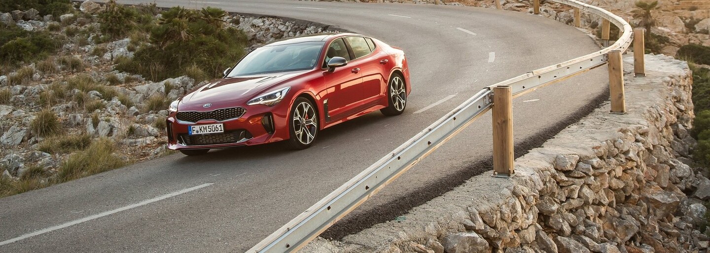 Autom roka 2018 na Slovensku je nádherná Kia Stinger. Škoda sa prekvapivo nedostala ani do top trojky