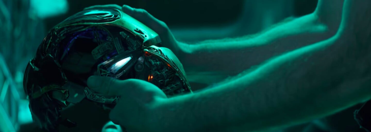 Avengers: Endgame odhaľuje spustošenú Zem. Polovica ľudstva je mŕtva, no Captain America a Iron Man sa odmietajú vzdať