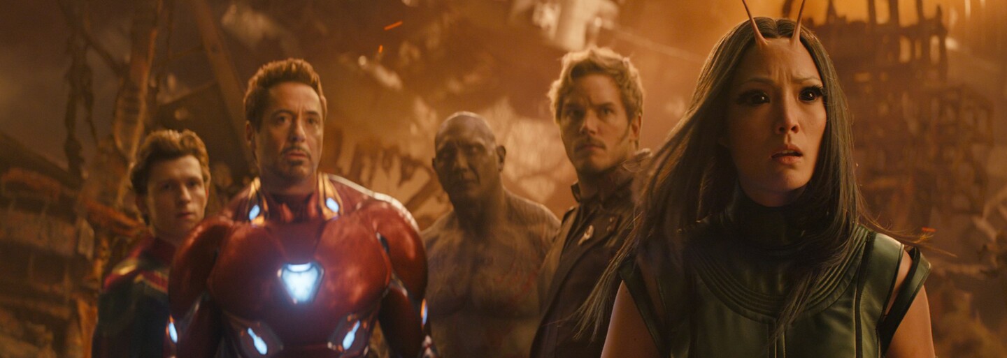 Avengers: Infinity War zarobilo v kinách už 2 miliardy dolárov a stáva sa 4. najzárobkovejším filmom histórie