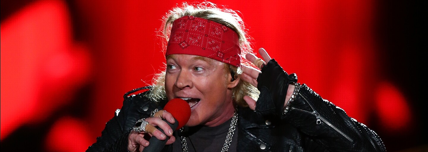 Axl Rose rozbil nos fanynce. Od svého ikonického zakončení koncertů upustí, slíbil