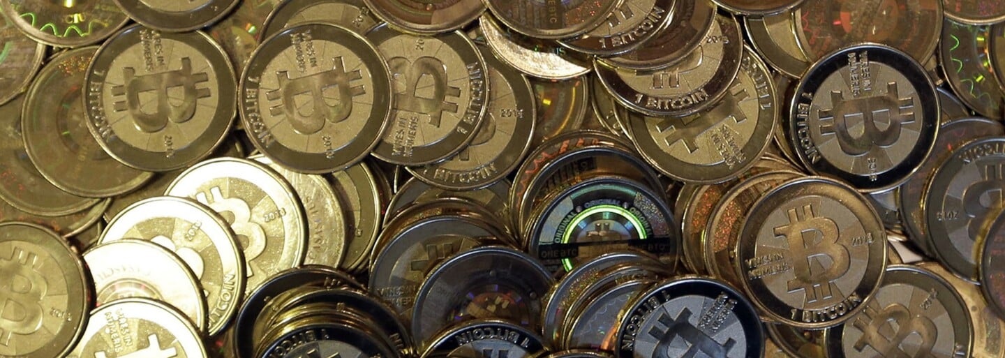 Až 60 % lidí, kteří vlastní kryptoměny, vnímá negativní vliv své investice na vztah s přítelem či přítelkyní