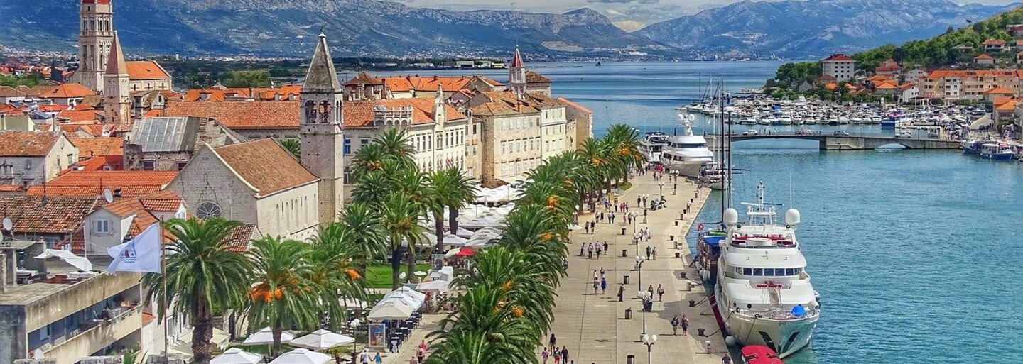 Až 60 % Slovákov plánuje v lete dovolenku. Najväčším trendom je návrat k Jadranu