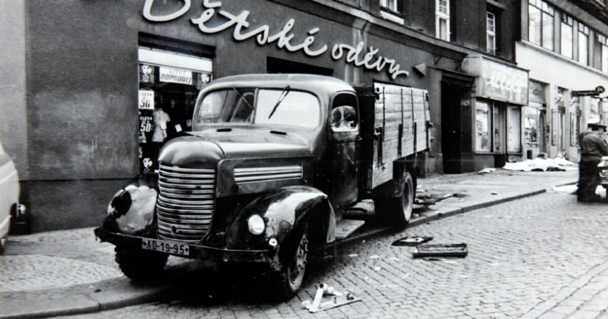 50 let od útoku Olgy Hepnarové. Nákladním vozem najela na tramvajovou zastávku a zabila 8 lidí