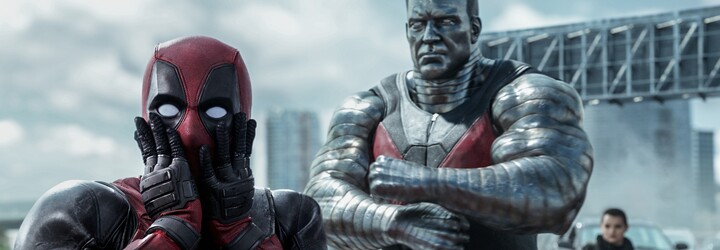 Ryan Reynolds a Andrew Garfield se po prohře na Zlatých glóbech utěšovali líbáním