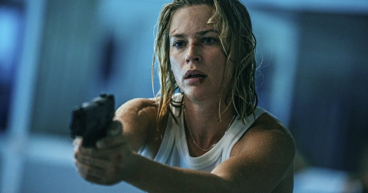 Netflix ovládl film o matce, které unesou dítě. Akční thriller poráží českou komedii i Toma Hardyho