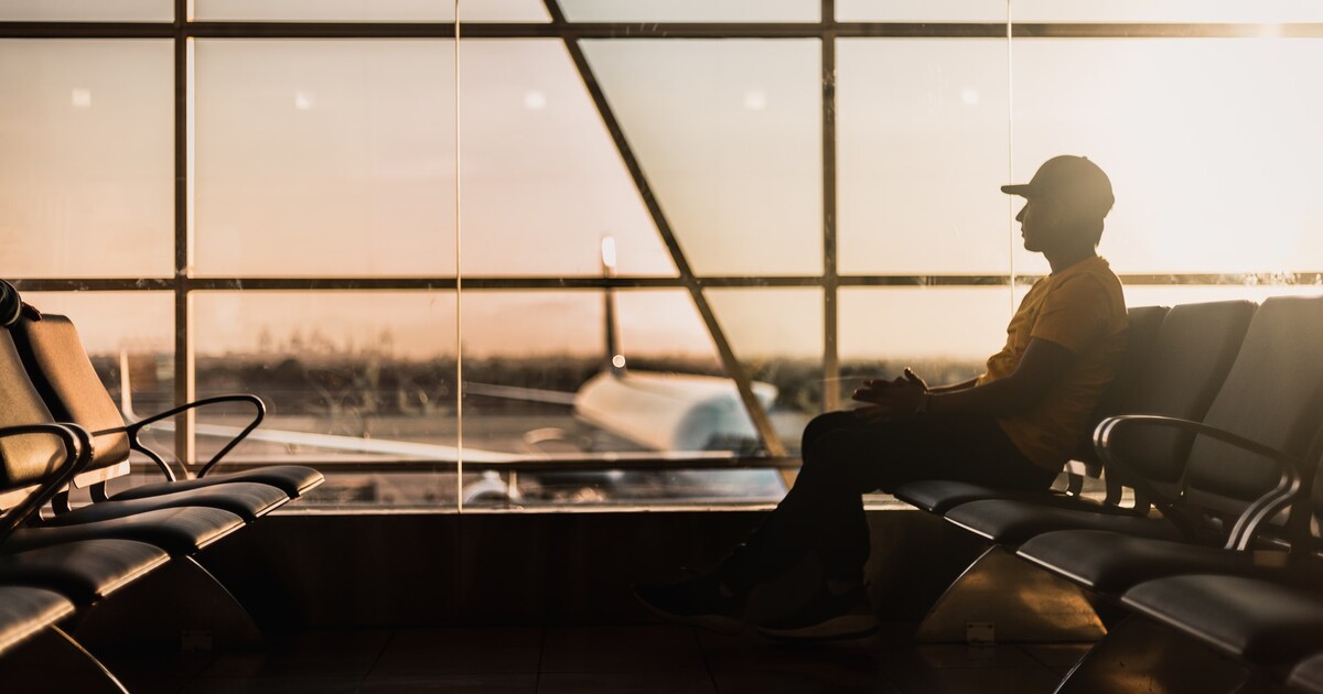 Chceš levné letenky? Nekupuj je před 28. listopadem, prozradíme ti proč