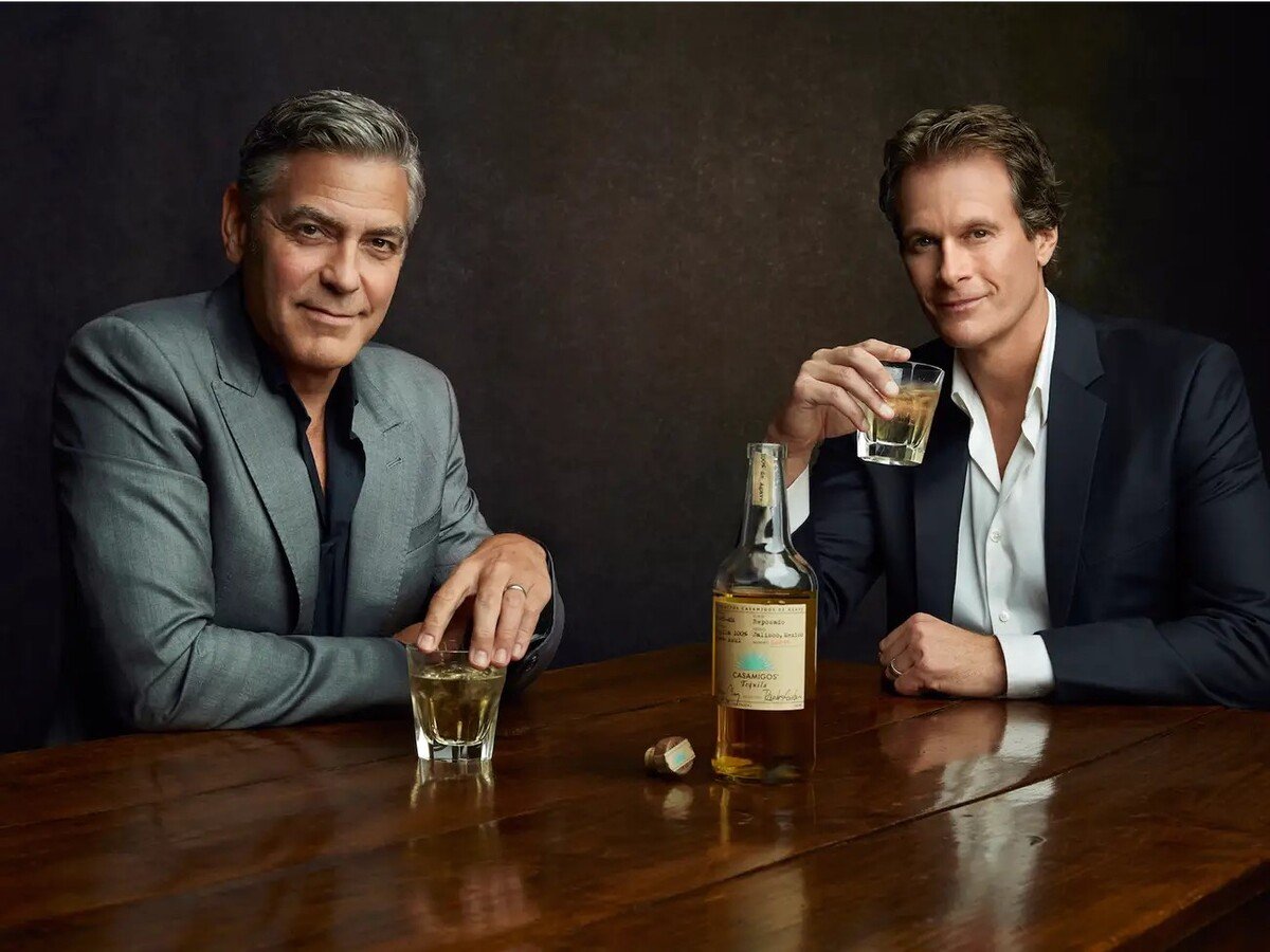 George Clooney a Rande Gerber se svojí tequilou Casamigos.